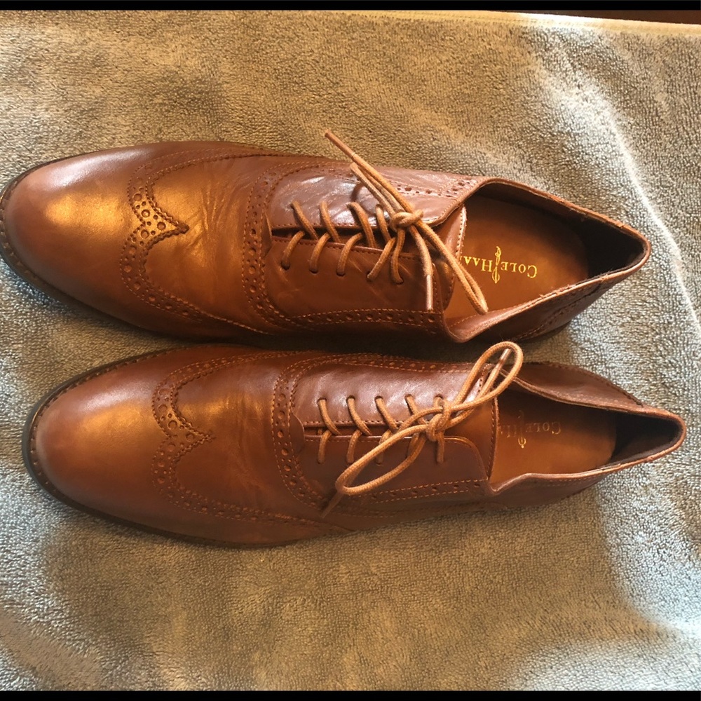 Cole Haan leather wingtips